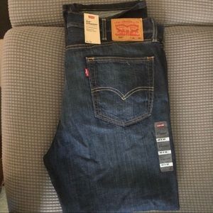 Levi’s 514 Straight Jeans